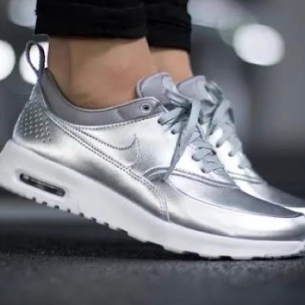 Nike women’s silver AirMax